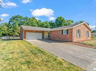 1 Roosevelt Rd, Springfield, IL 62703