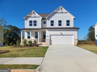 612 Grand Wehunt Dr, Hoschton, GA 30548