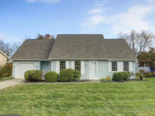 33 White Oak Blvd, Mechanicsburg, PA 17050