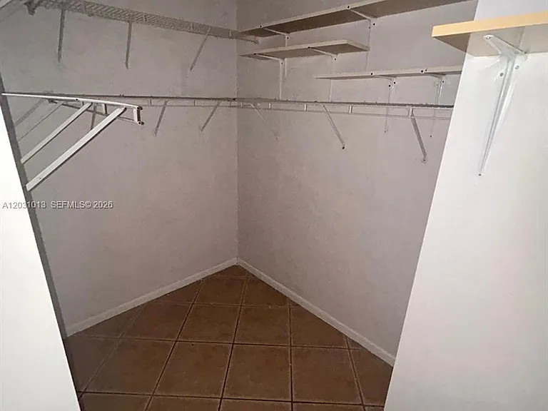 2350 NE 135th St #706 — Photo 6