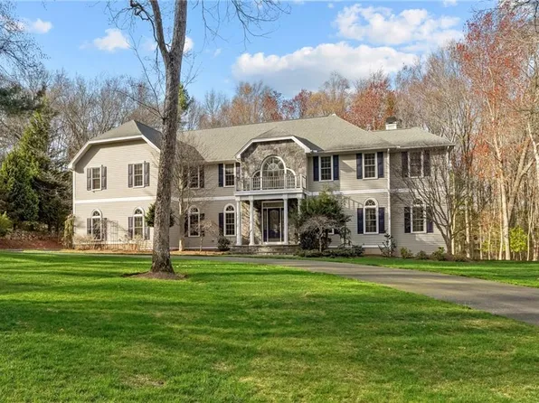 20 Bailey Blvd, East Greenwich, RI 02818