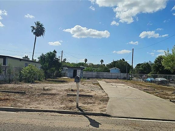 2nd image of 409 Apollo Ln
