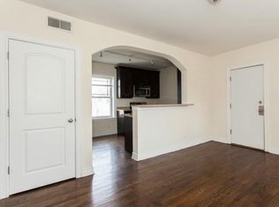 3816 N Sheridan Rd, Chicago, IL 60613