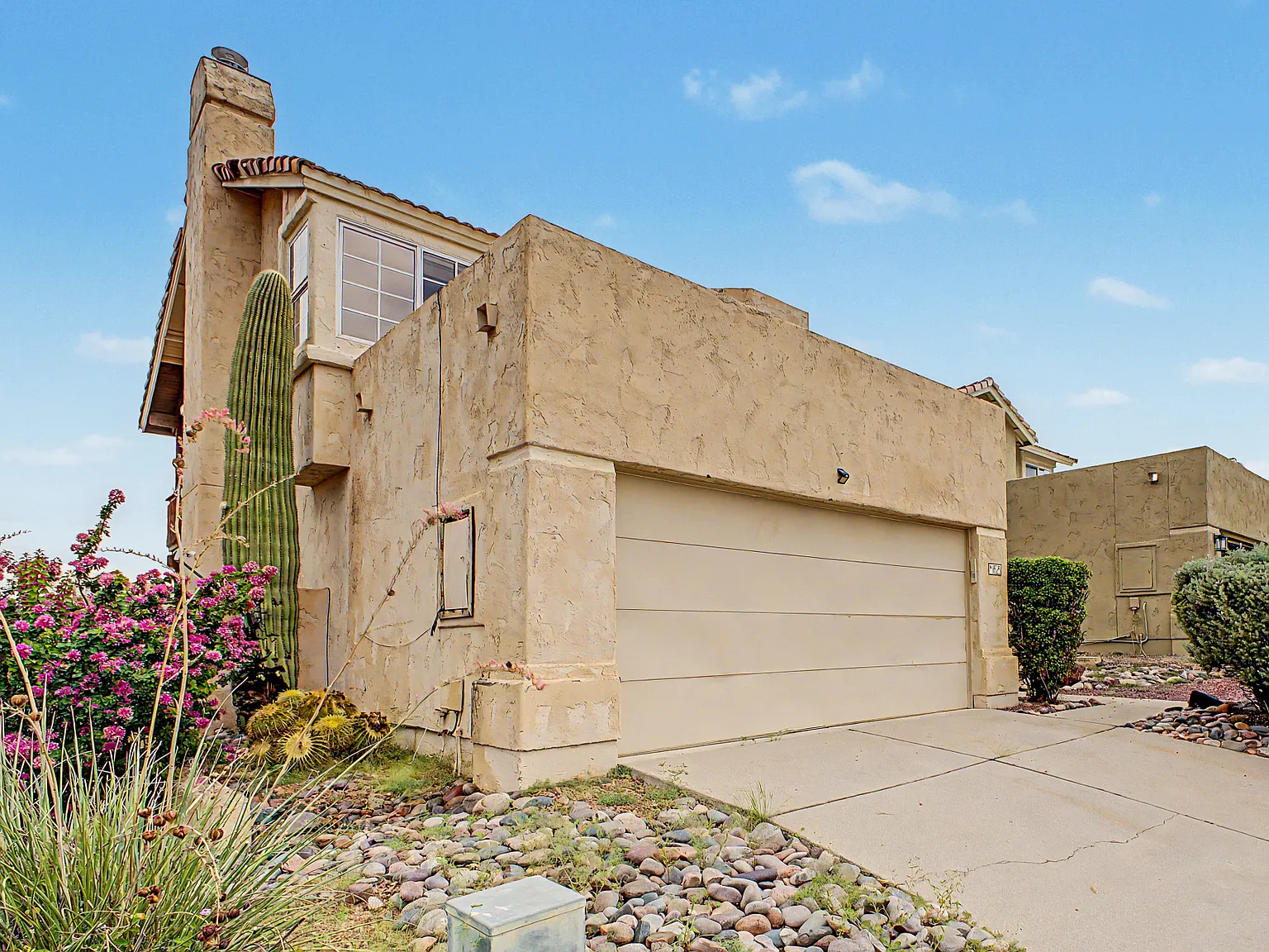 3 bed, 1704 sqft, $2,200 — Photo 3