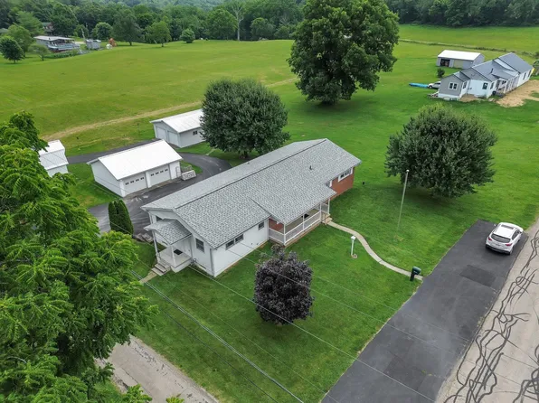 3060 Broad St, West Rushville, OH 43150