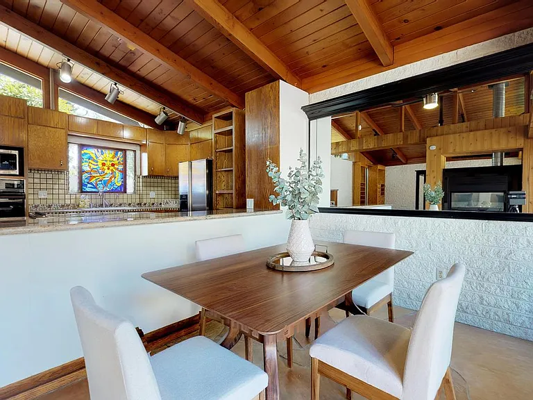 1205 Pine Ave — Photo 10