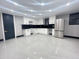 970 E 29th St FLOOR 1, Brooklyn, NY 11210