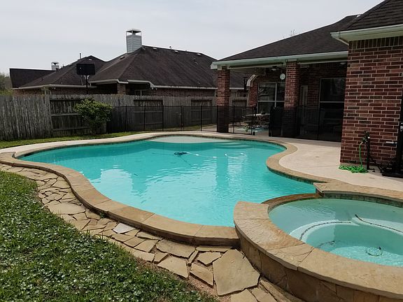 3rd image of 6152 Blackburn Ct