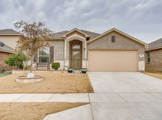 417 Saguaro Dr, Roanoke, TX 76052