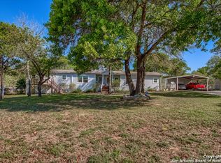 114 Encino Quemado, Adkins, TX 78101