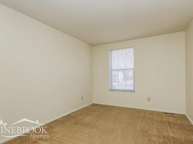 8237 Mount Carmel St — Photo 11
