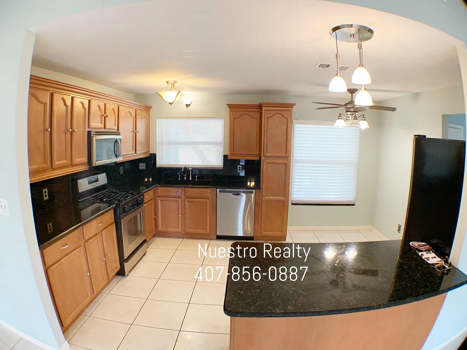 3 bed, 1441 sqft, $2,200 — Photo 3