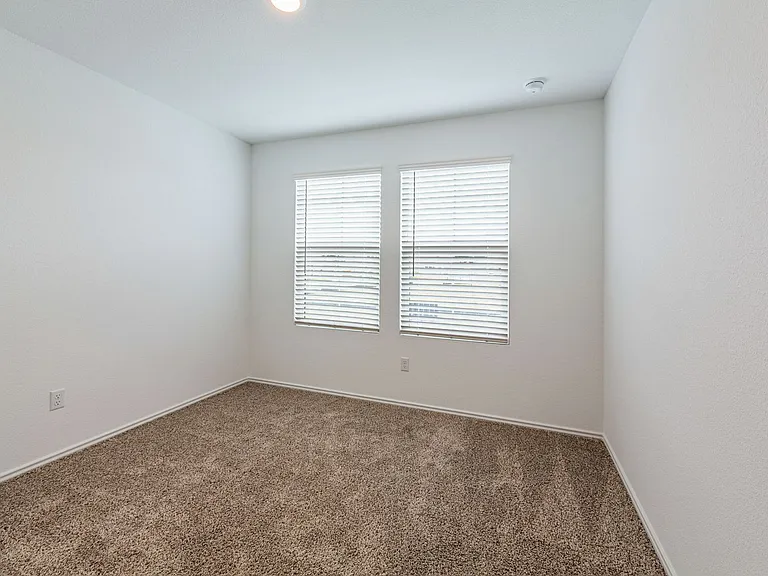 252 Patagonia — Photo 25