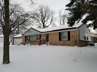 11306 W Meinecke Ave, Wauwatosa, WI 53226