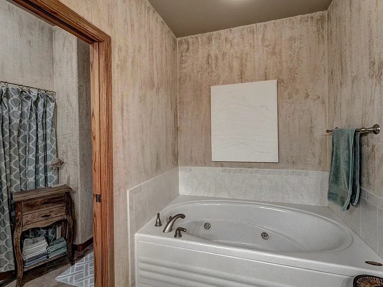 4726 Dornoch Ct — Photo 38