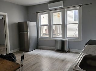 439 S 7th Ave #1F, Mount Vernon, NY 10550