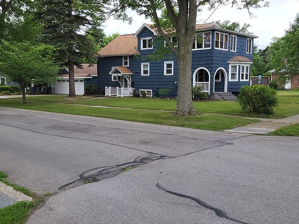 70 Gordon St