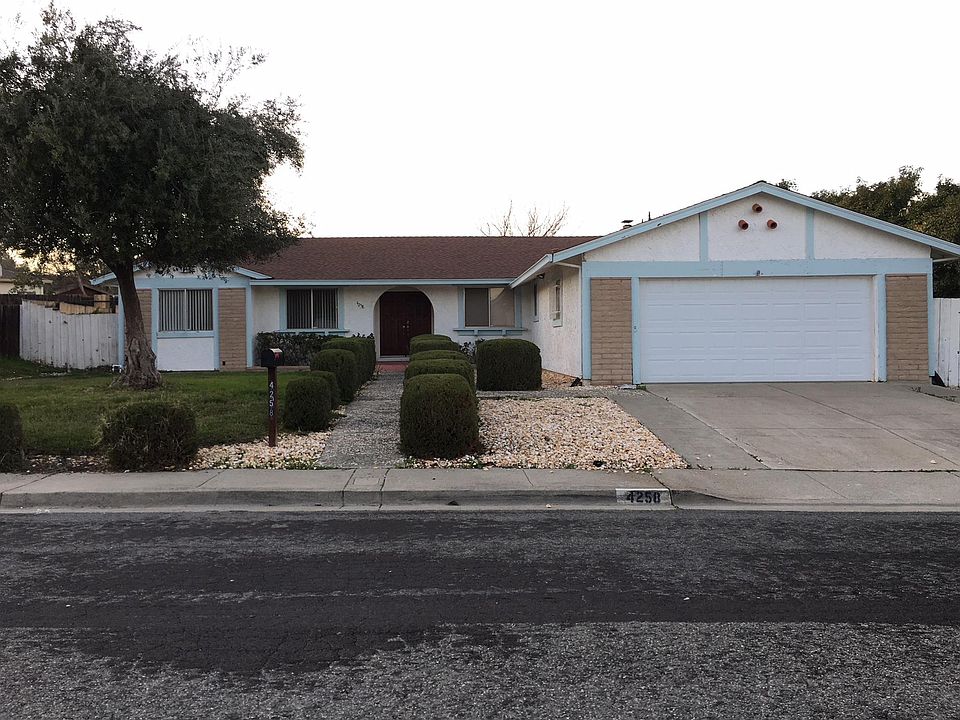 1st image of 4258 Goldenhill Dr