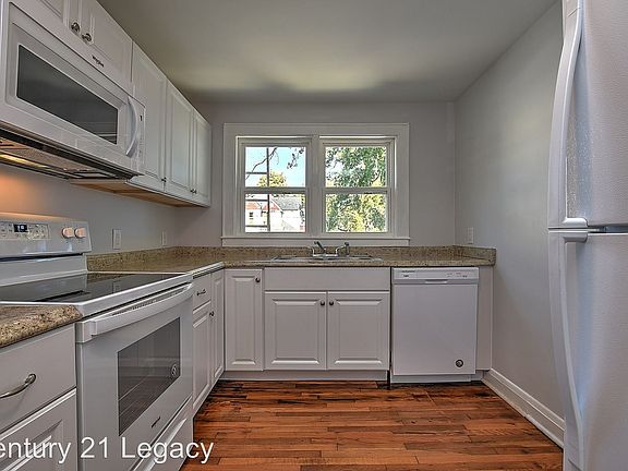 4th image of 905 Hill St APT 1