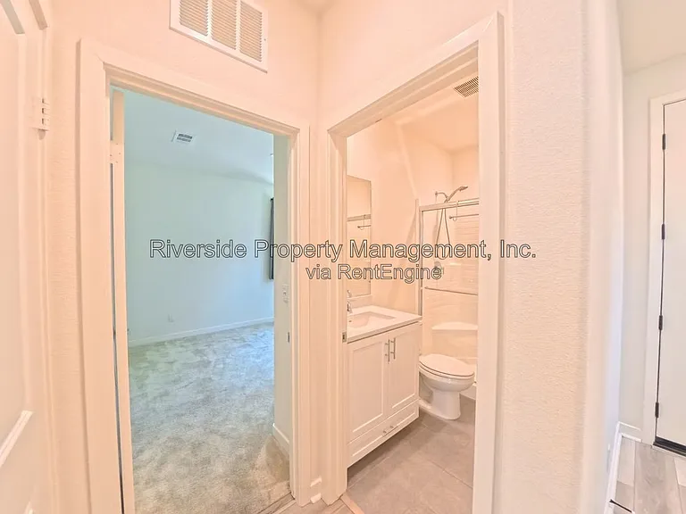 16008 Jamie Ln #1 — Photo 13
