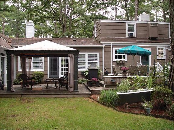 Great 3 tiered Deck for entertaining