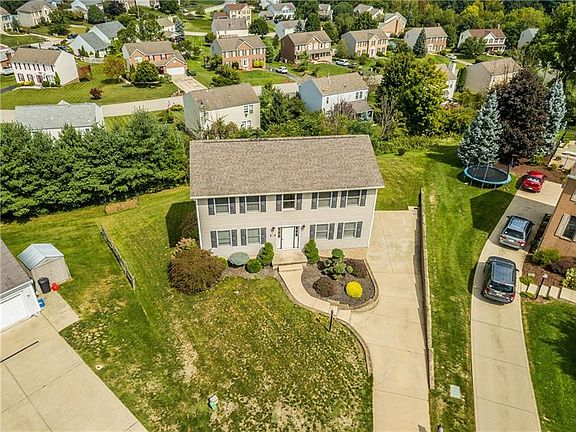 3rd image of 1265 Barnstaple Dr
