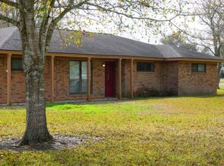 1800 Rowan Burton Rd, Alvin, TX 77511