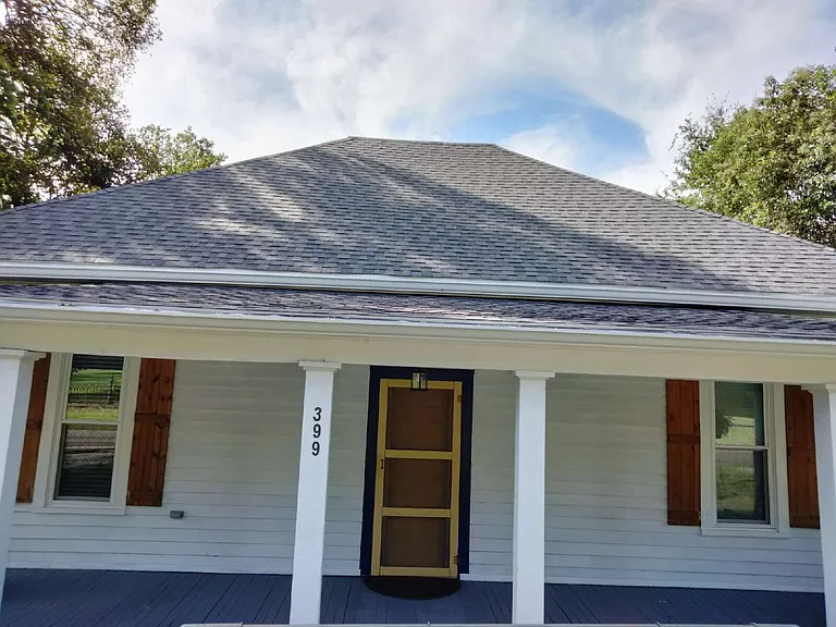 399 Allen Memorial Dr SW — Photo 2