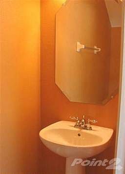 205 SYRAH WAY 1 ST FLOOR BATH