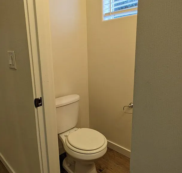 Halsey East Townhomes — Photo 47