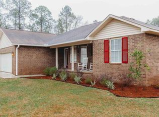 2111 Racer Ln, Cantonment, FL 32533