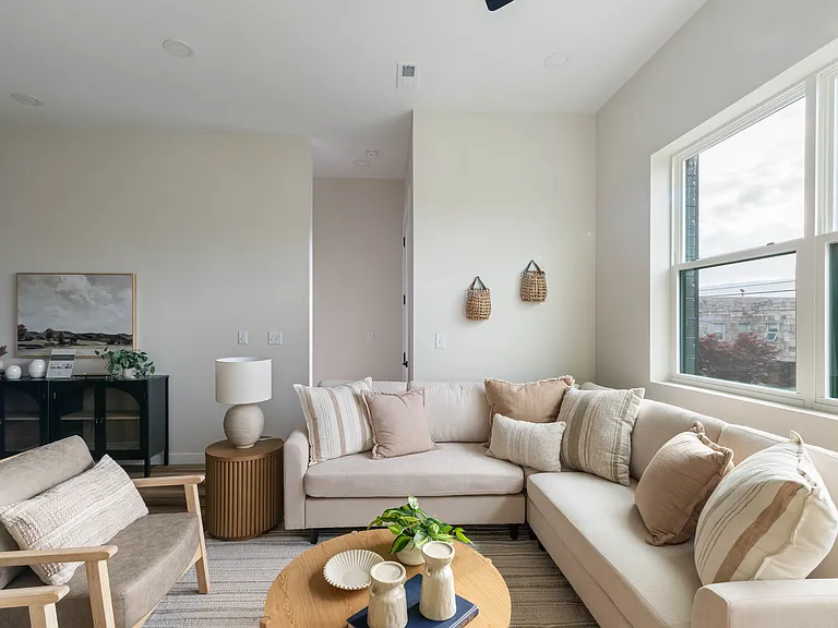 1800 S Holtzclaw Ave #1861 — Photo 9