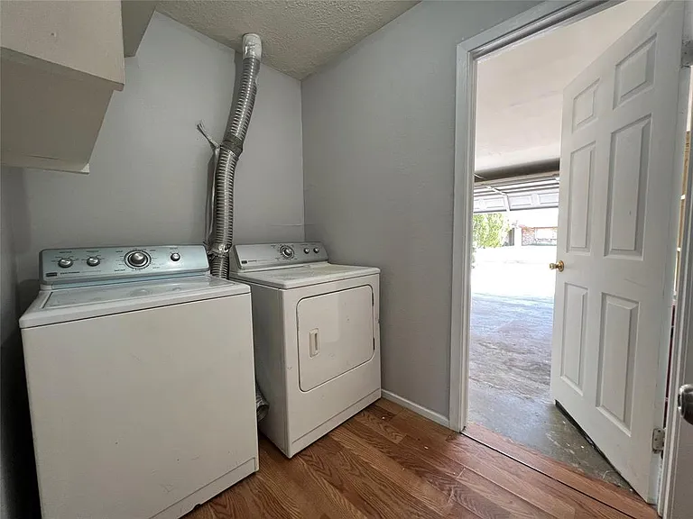 13843 New Village Ln — Photo 29