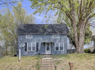1513 Atchison St, Atchison, KS 66002