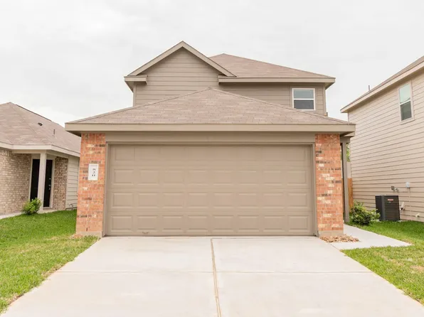 520 Meadow Park Ln, Willis, TX 77378