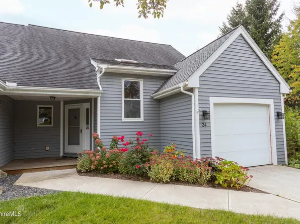 24 Walden Ln, Pittsfield, MA 01201
