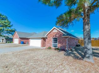 1007 E Mahar Dr, Perkins, OK 74059