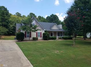 195 Liberty Bell Ln, Griffin, GA 30224