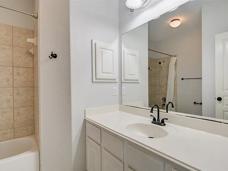 214 Spring Lakes Hvn — Photo 21