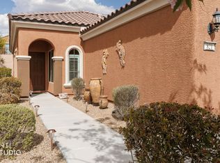 821 Country Grove Ln, Mesquite, NV 89034