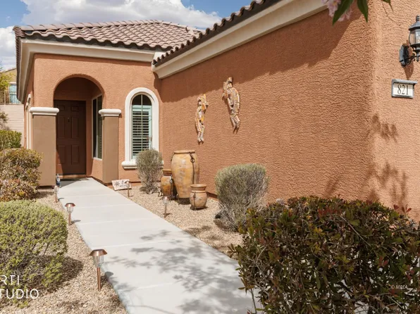 821 Country Grove Ln, Mesquite, NV 89034