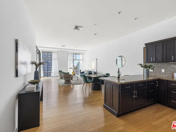 801 S Grand Ave APT 1508, Los Angeles, CA 90017