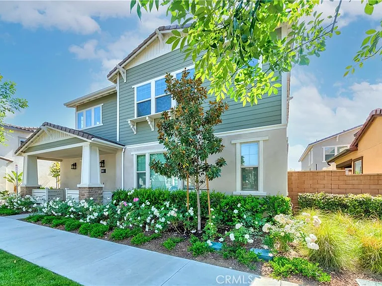 11850 Harvest Dr — Photo 2