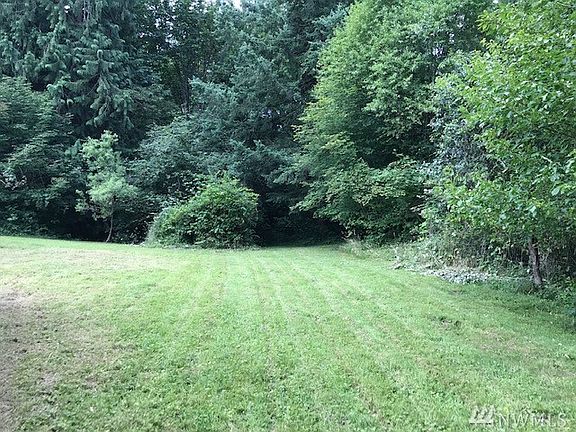 5th image of 27020 NE Kennedy Dr