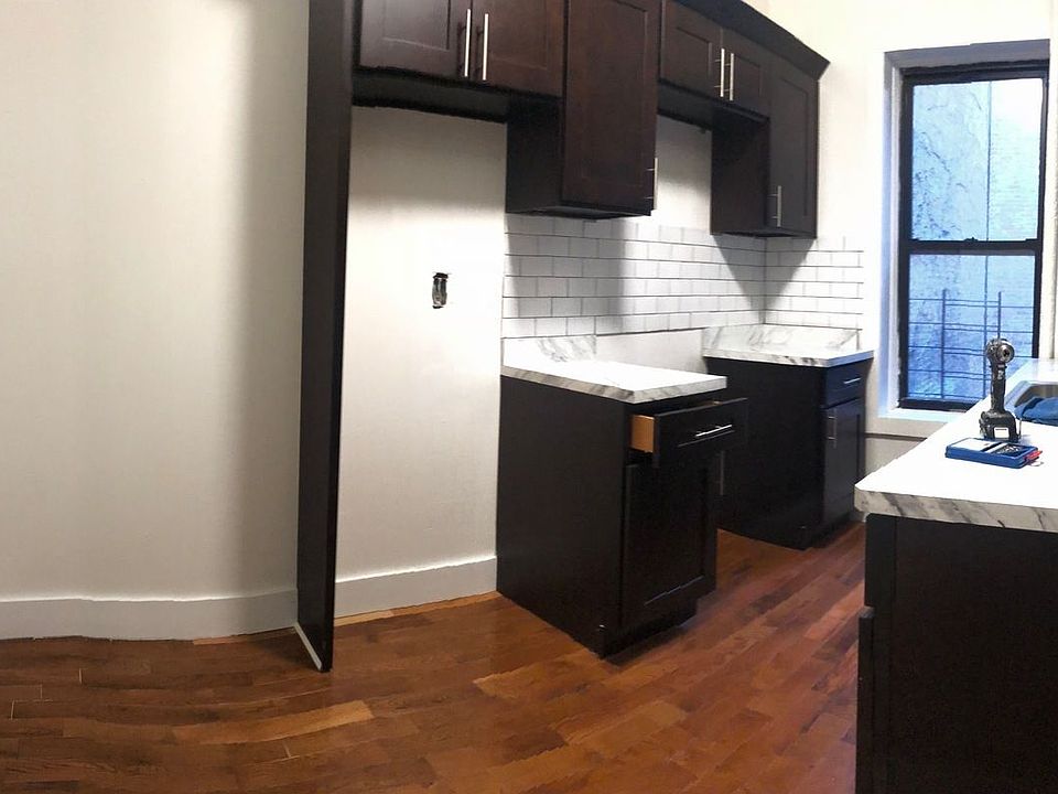 1st image of 3213 Snyder Ave APT B8