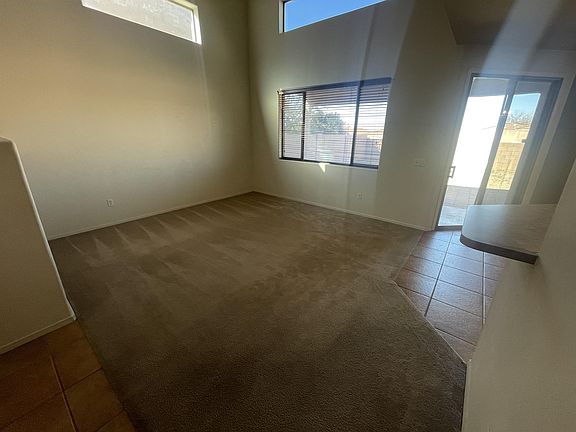 4th image of 625 E Painted Pueblo Dr