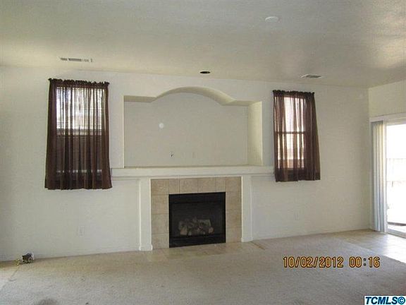 3rd image of 746 W Anissa Street