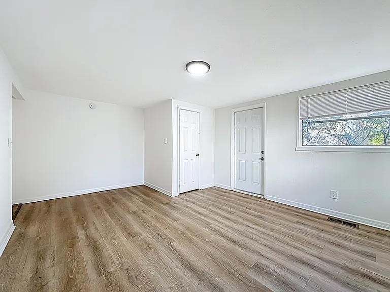5330 Quan Dr — Photo 7