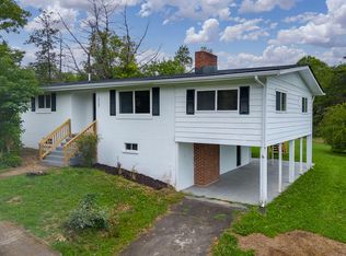 5505 Scenery Dr, Salem, VA 24153