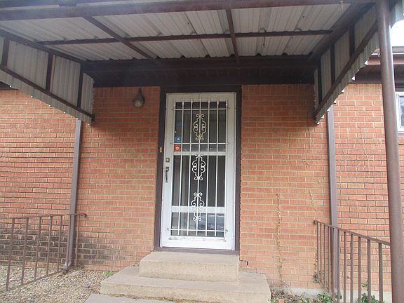 2nd image of 1200 E Harvester Ave